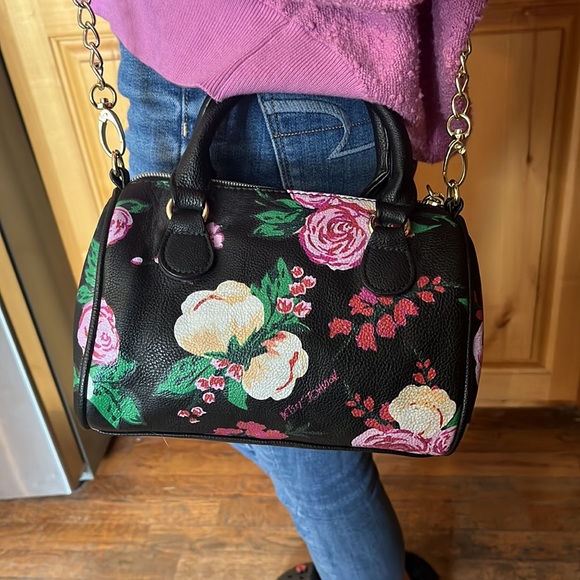 Betsey Johnson Mini Rose Bow Bag - Picture 5 of 9